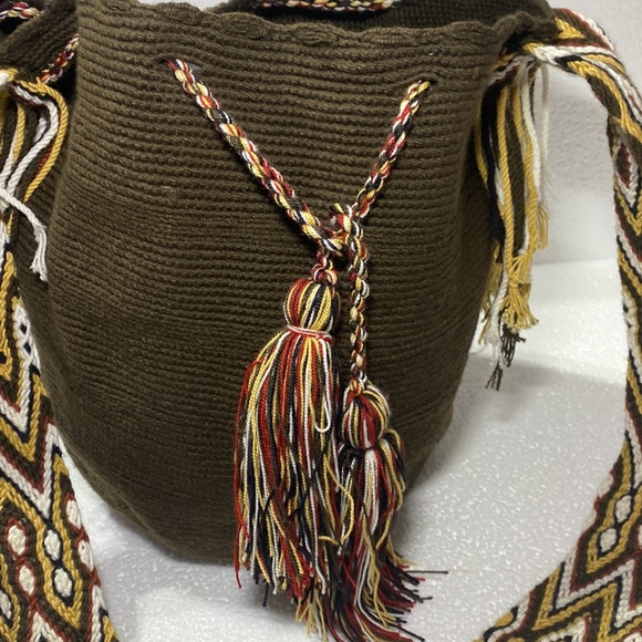 Authentic wayuu mochila - Picture 2 of 3